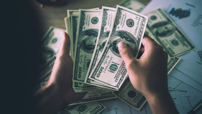 Dolar 14 TL'ye yürüyor. Ne olacak bu işin sonu