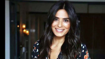 Hatemi ailesinin eski gelini avukat Aslı Çelik Hatemi susayınca su istedi getirilen suyu içti. Bir anda yere yığıldı içtiği bakın ne çıktı