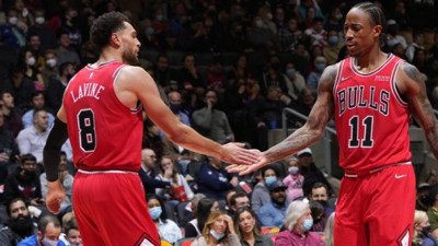 Chicago Bulls'u Zach LaVine ve DeMar DeRozan taşıdı