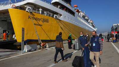 Libya'dan 25 yıl aranın ardından ilk yolcu gemisi İzmir'e ulaştı