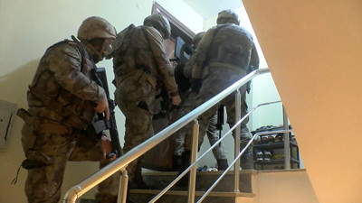 Esenyurt'ta helikopter destekli operasyon