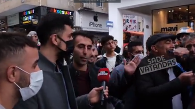 ''Telefonunu çıkart'' diyen adamın ağzına telefonu soktular