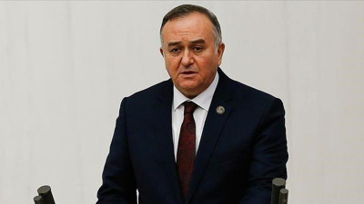 MHP'li Akçay: Dolar psikolojik algı operasyonları neticesinde yükseliyor