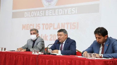 AKP'li başkandan Kanada'ya gidenler hakkında tepki çeken sözler: Ne kadar gay varmış