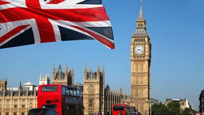 İngiltere'de korona temaslısı 3 bakan karantinaya alındı