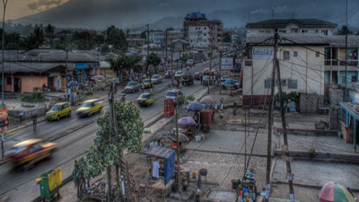 Kamerun'da bombalı saldırı: Onlarca yaralı var