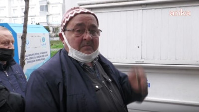 Halk ekmek kuyruğundaki yaşlı amca göz yaşlarını tutamadı ‘Hakkımı helal etmiyorum’