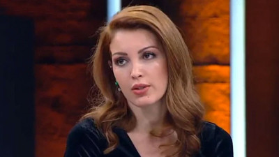 Nagehan Alçı AKP'yi yine sattı. Pasarella dayanmıyor