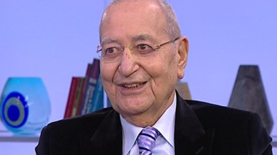 Fantazi yazarı Mehmet Barlas, seçimle alamadıkları İstanbul ve İzmir belediyelerini hedef gösterdi