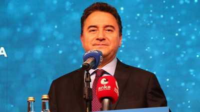 Ali Babacan'dan flaş açıklama: Türkiye komşu ülkelerin her şey bir lira mağazasına döndü
