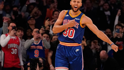 Stephen Curry, NBA tarihine geçti! Büyük rekor