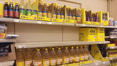 Marketlerde raflar boşalıyor satılan mal yerine konulamıyor