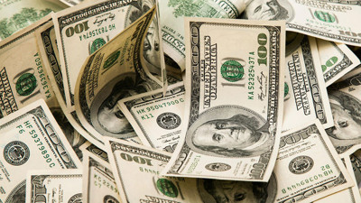 Dolar güne depar atarak başladı. Merkez Bankası’nın faiz kararı öncesi fırladı