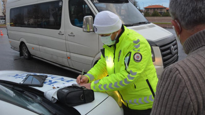 444 okul servisi, trafikten men edildi