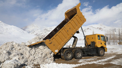 90 yerleşim yerinin yolu kapandı