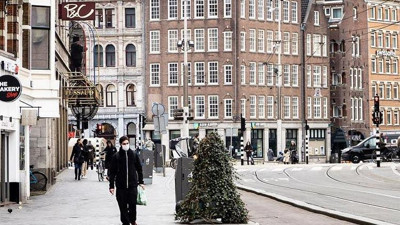 Hollanda, Omicron varyantı, 'tam kapanma'yı getirdi