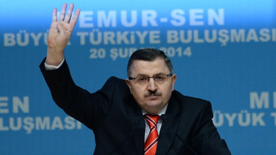 AKP MKYK üyesi Ahmet Gündoğdu: Ekonomi harika, kur üzerinden operasyon yapılıyor