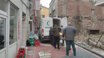 Merdiven boşluğunda ölü bulundu