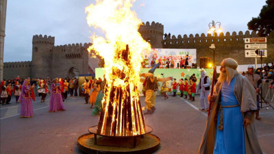 Azerbaycan Türkleri 21 Aralık’tan 21 Mart Nevruz’a ulaşmayı böyle tarif ediyorlar: ''21 Aralık’tan sonra 40 gün Büyük Çile sonra 20 gün Küçük Çile ve Ala Çile''