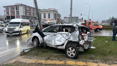 Samsun'da tır ile otomobil çarpıştı: 5 yaralı