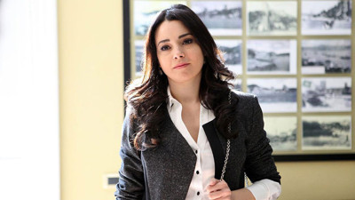 Özgü Namal'dan yeni karar