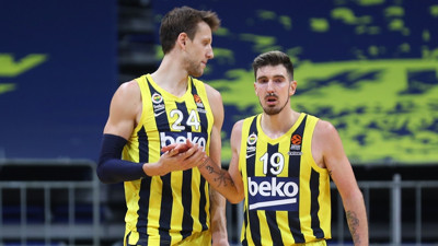 Fenerbahçe Beko'ya Jan Vesely ve Nando De Colo'dan kötü haber