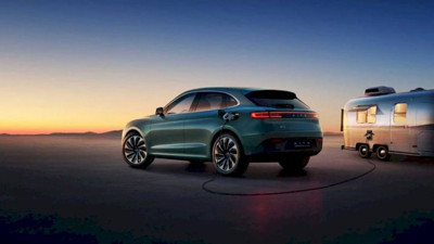 Huawei ilk elektrikli aracını tanıttı