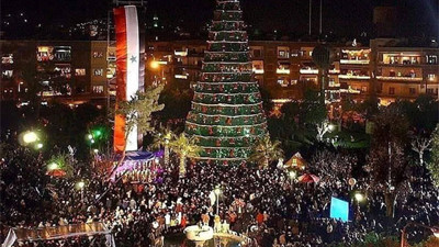 Suriye'de Noel böyle kutlandı! Caddelerde sabaha kadar eğlendiler