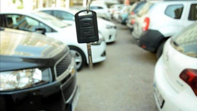 Araba alacaklar dikkat! Uzmanlar, ikinci el araba fiyatlarının ne zaman düşeceğini açıkladı