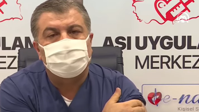 Son dakika... Sağlık Bakanı Fahrettin Koca canlı yayında yerli Türkovac aşısı yaptırdı