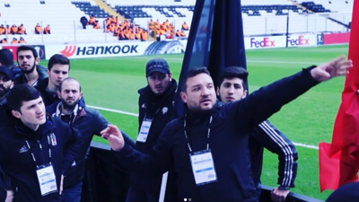 Flaş iddia... Çarşı grubu liderlerinden Emrah Ertutan, Beşiktaş yönetimini ibra etmediği için ekmeğiyle tehdit edildi