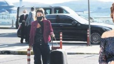 89'luk işadamı 30'luk avukat sevgilisiyle yurt dışına çıktı