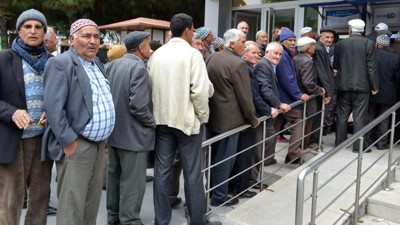 Emekli ve memurun maaş zam oranı için işaret daha geldi