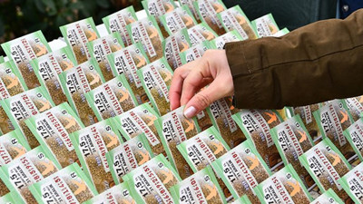 İşte Milli Piyango sonuçlarının tam listesi. Büyük ikramiyenin sadece bir bilete çıktığı ileri sürüldü