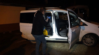 Sivil polis aracına ateş açıldı