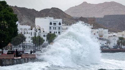 Umman'da tropik kasırga. 6 ölü