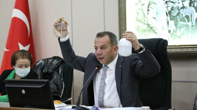 AKP’li Meclis üyesinden Tanju Özcan'a hakaret: Geri zekalı, akıl yoksunu