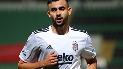 Beşiktaşlı Ghezzal ambulans uçakla İstanbul'a getirildi