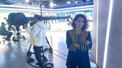 Nagehan Alçı Ciner stüdyolarındaki Suriye TV'yi ziyaret etti. Öve öve bitiremedi