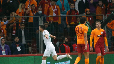 Galatasaray'da hava toz duman oldu
