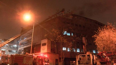 Çorap imalathanesinde yangın