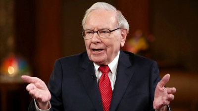 Serveti 100 milyar doları aşan Warren Buffett'ın para biriktirmek isteyenlere öğüt niteliğindeki 9 alışkanlığı