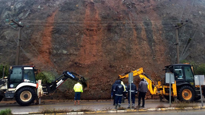 Marmaris kara yolunda heyelan