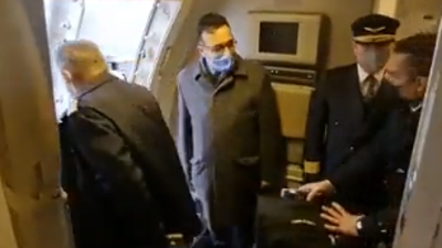 İYİ Partili Kıdık paylaştı. THY Başkanı İlker Aycı, personeli tahliye edilirken şov yapmak için uçağa kamera yerleştirdi