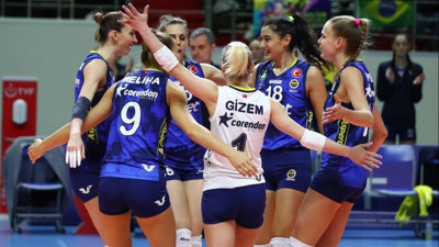 Fenerbahçe Opet, Kupa Voley'de yarı finalde