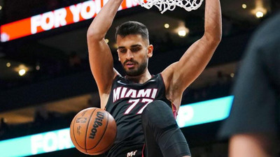 NBA'de Ömer Faruk Yurtseven double-double yaptı