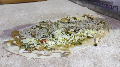 Öyle bir lahmacun yaptı ki kapışılıyor