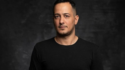 Oyuncu Sarp Apak koronavirüse yakalandı