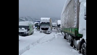 Twitter'dan yardım istedi. Nur öğretmen 6 aylık bebeği ile mahsur kaldı. Gaziantep beyaz felaketi yaşıyor