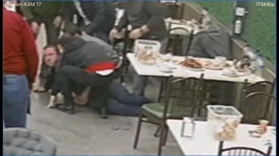 Yüzüstü pozisyonuyla kurtarıldı. Çorba içerken yediği ekmek soluk borusuna kaçtı